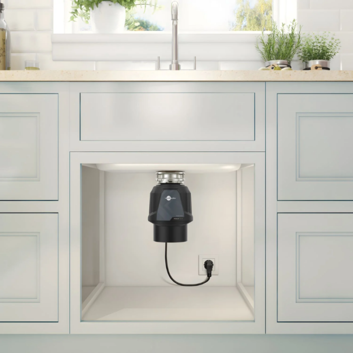 Tocător de resturi alimentare InSinkErator Premium 700 SR
